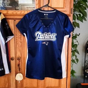 Patriots women's top